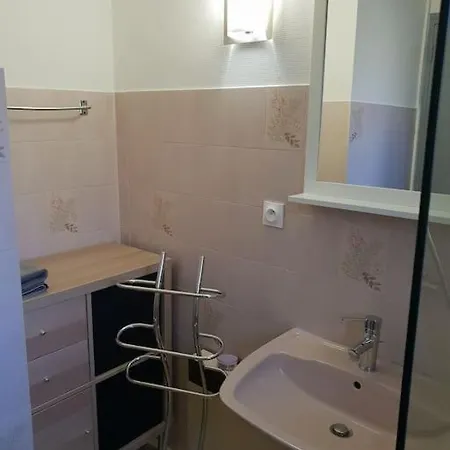 Lou Cigaloun - Ana Location * Gréoux-les-Bains