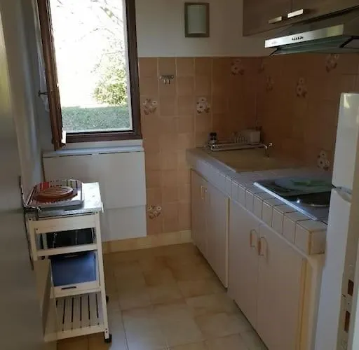 Lou Cigaloun - Ana Location